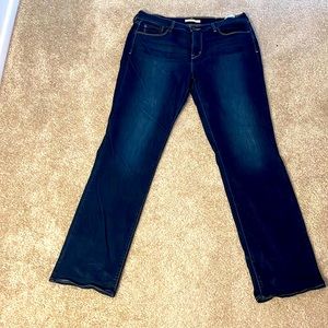 32W 34L women Levi jeans
